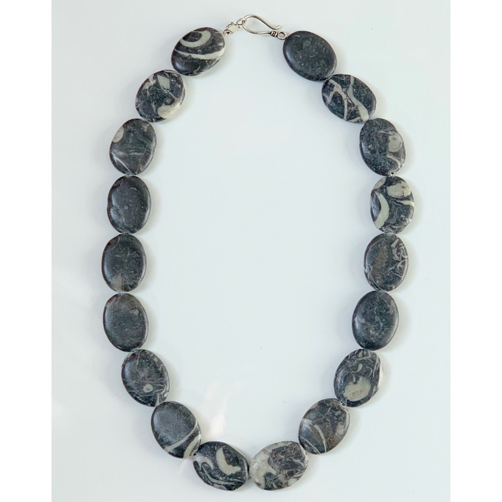 Charcoal Zebra Marble gemstone necklace - Picture 2 of 4